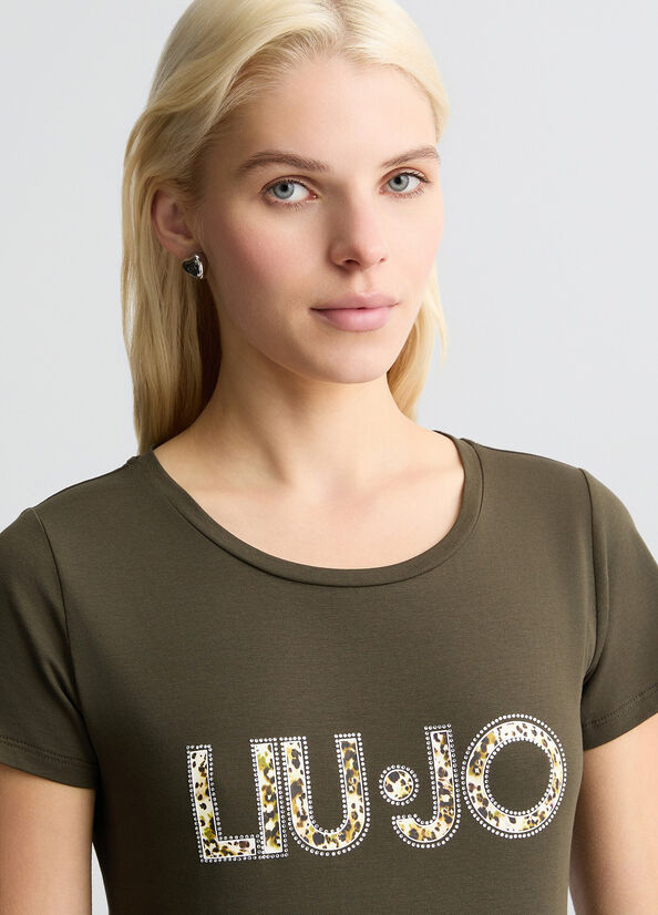 T-shirt Logo